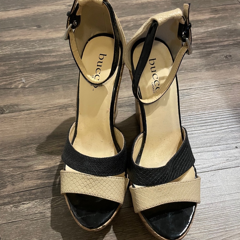 Leather wedges